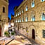 Fiveplace Design Suites & Apartments