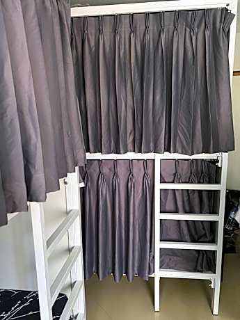 6-Bed Mixed Dormitory Room