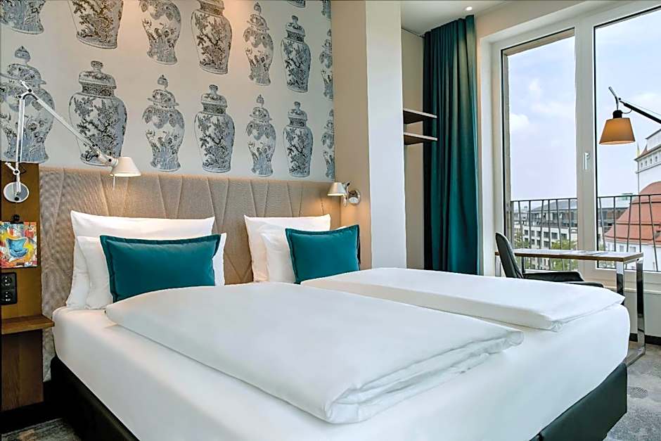 Motel One Dresden am Zwinger