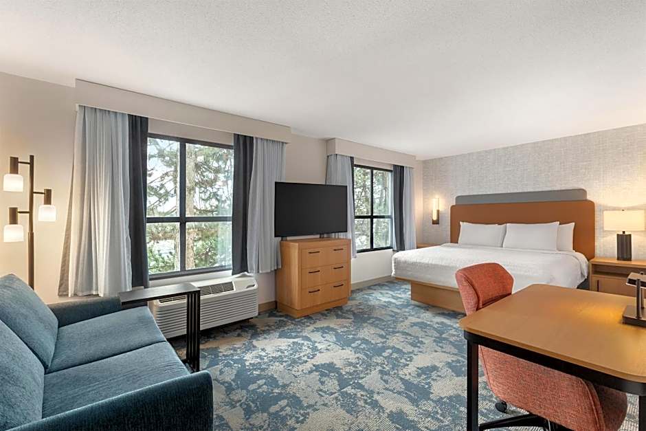 Hampton Inn & Suites by Hilton Langley-Surrey