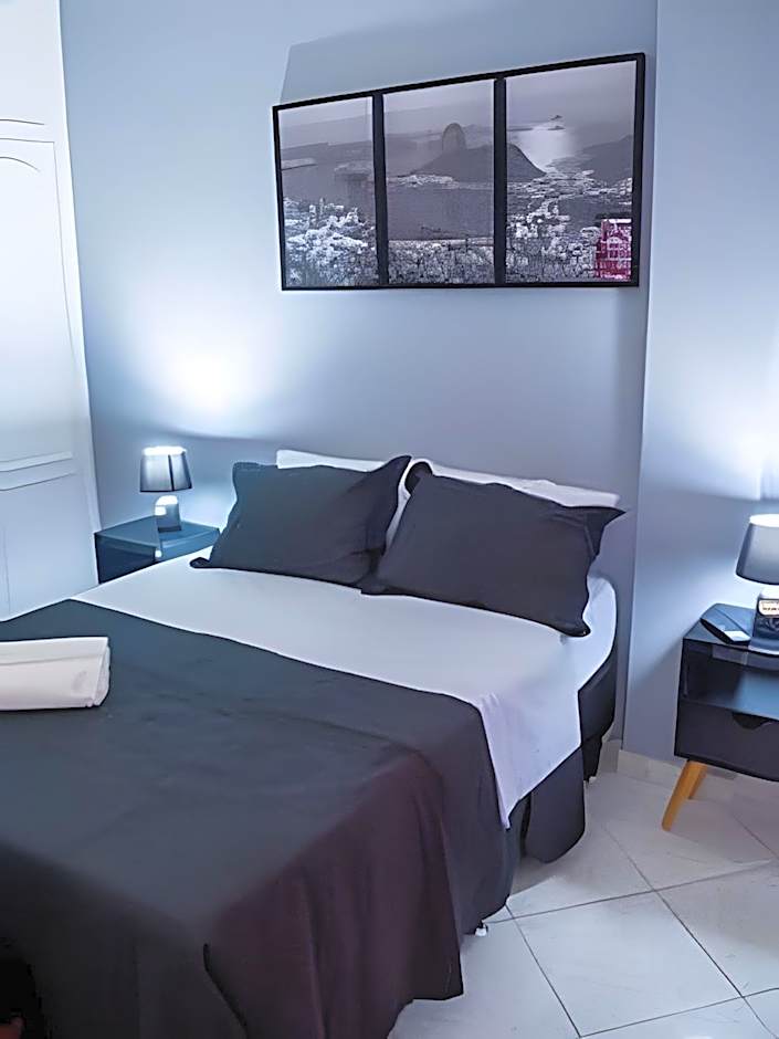 Flamengo, á 5 minutos do Aterro, frente ao Metrô