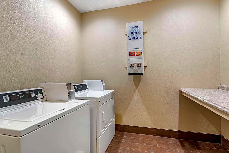 Comfort Suites Terre Haute University Area