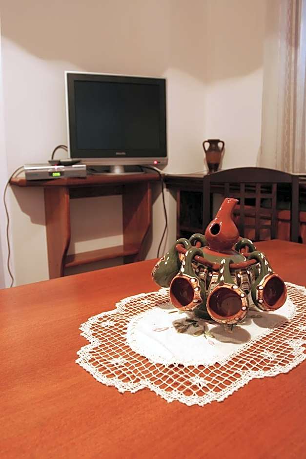 Family Hotel Dinchova kushta