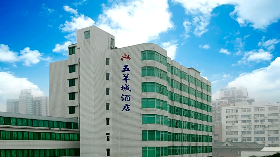 Five Rams City Hotel