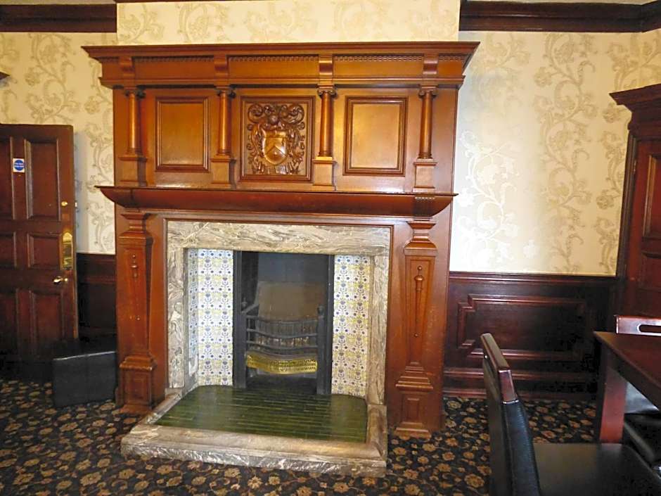 Maes Manor Country Hotel