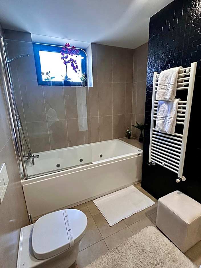 LBV House Hotel