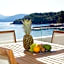 Kalamota Beach House