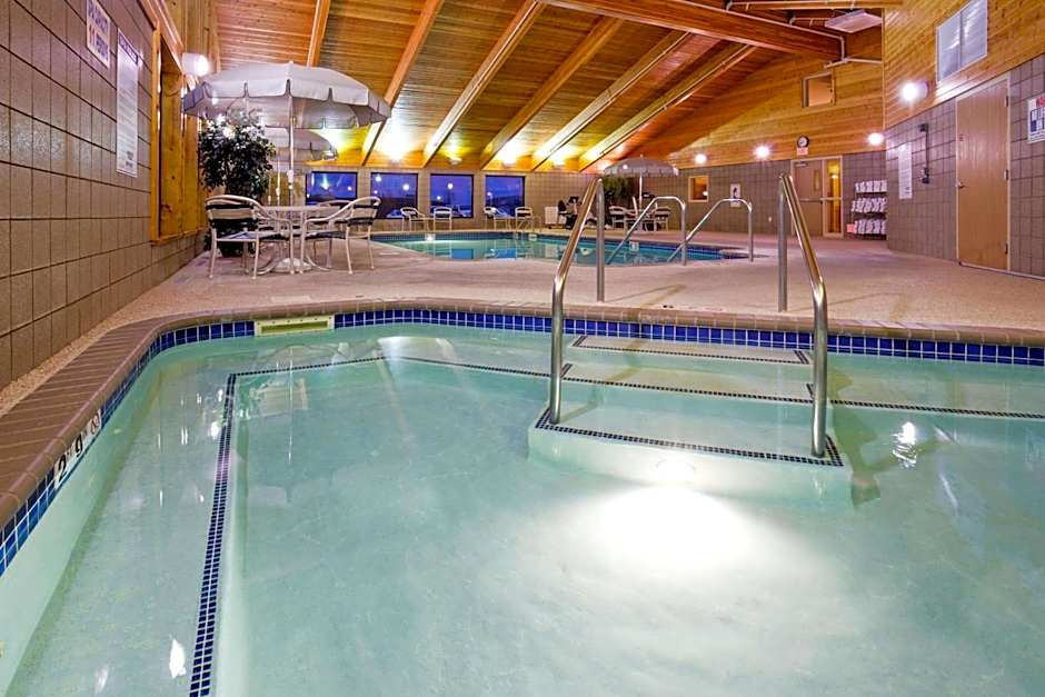 AmericInn by Wyndham Jackson