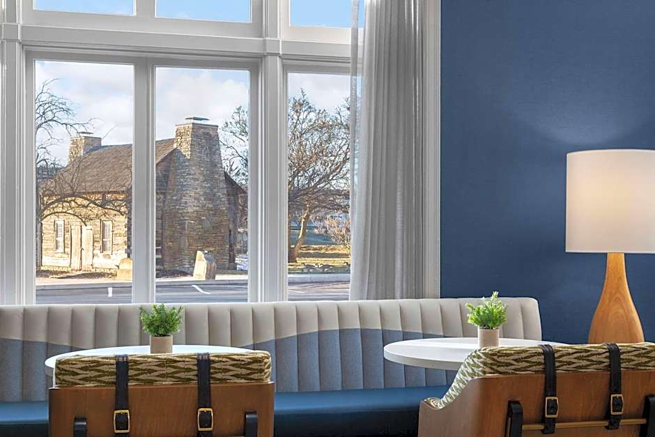 The Well House Hamilton, Tapestry Collection by Hilton