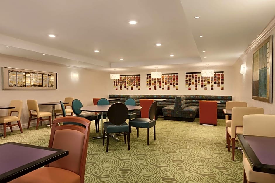 Homewood Suites By Hilton Harrisburg West