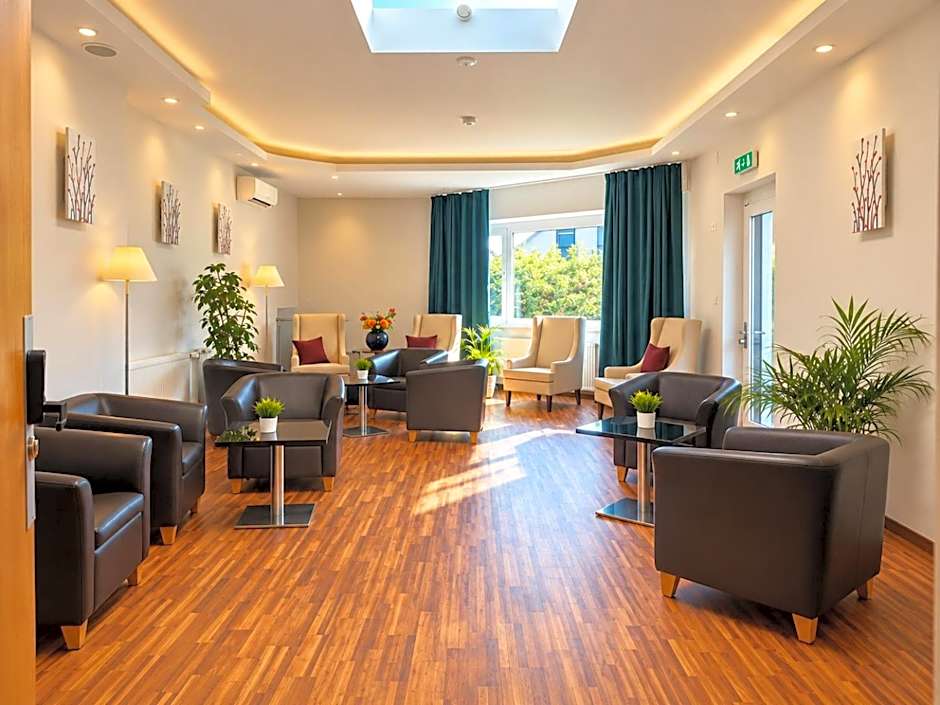 Arion Airport Hotel