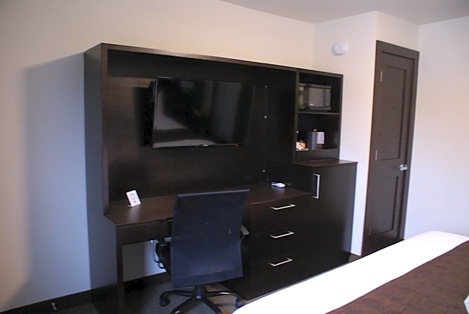 Boarders Inn & Suites by Cobblestone Hotels - Syracuse