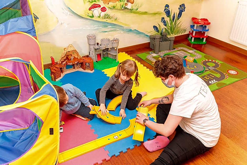 Albergo Dimaro Wellness Hotel