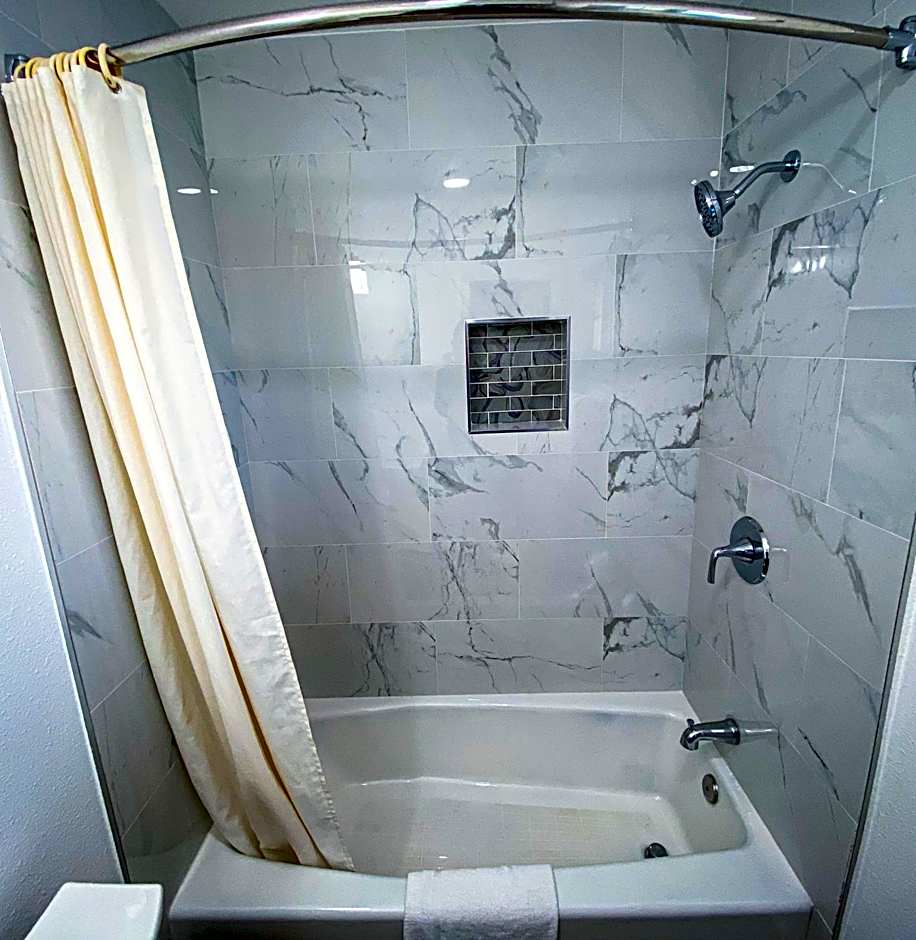 Town and Country Inn