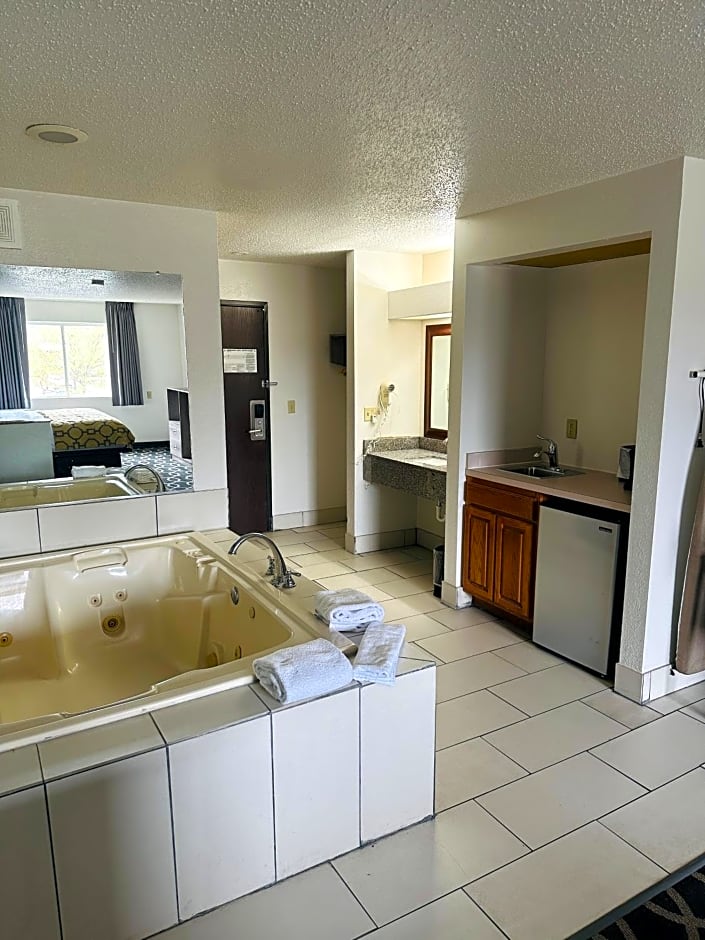 Baymont by Wyndham Piqua