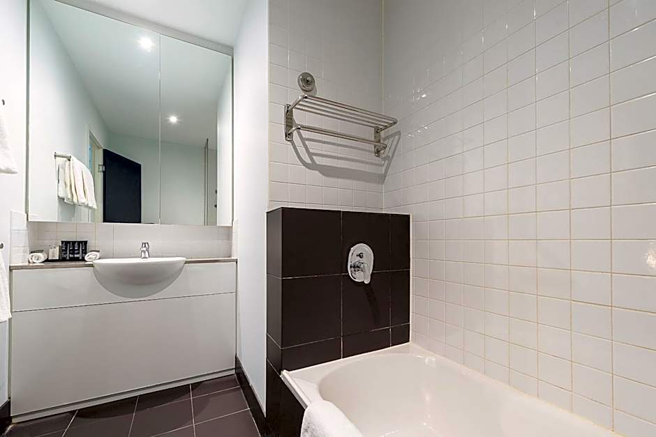 Mantra 100 Exhibition Melbourne