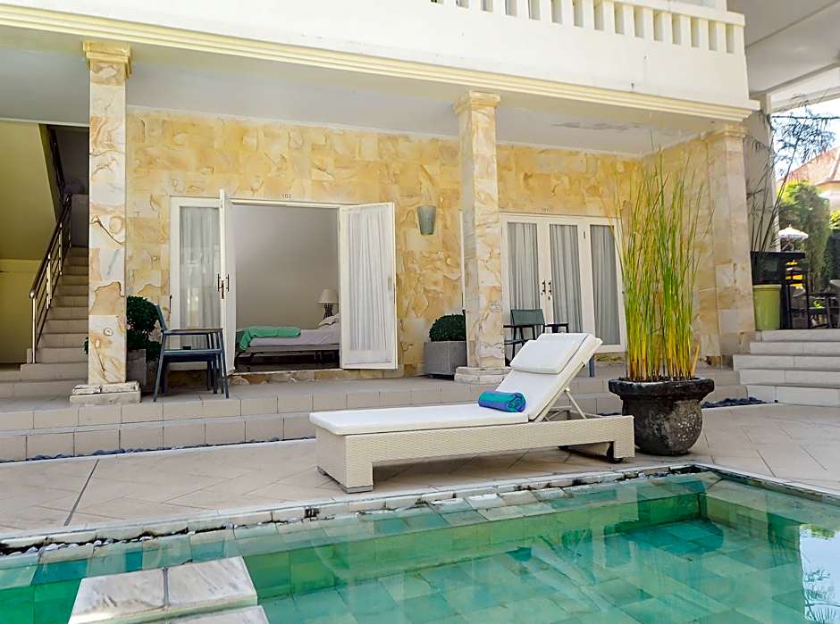 Bali Court Hotel & Apartment