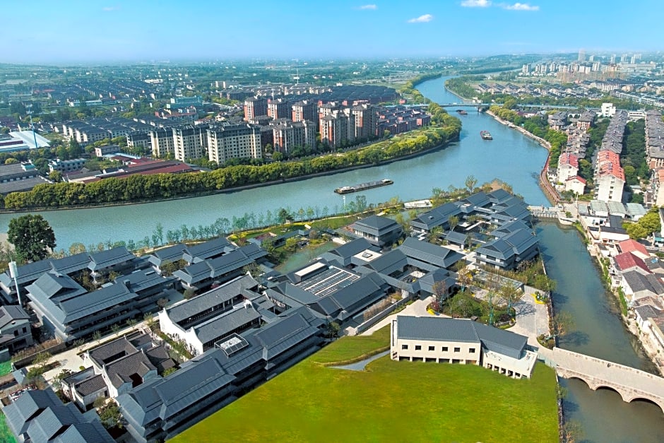 Holiday Inn Deqing Xinshi Ancient Town By IHG