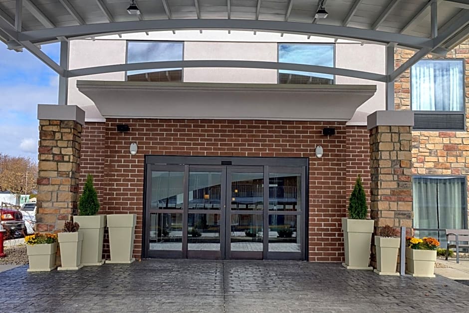 Holiday Inn Express & Suites Sidney By IHG