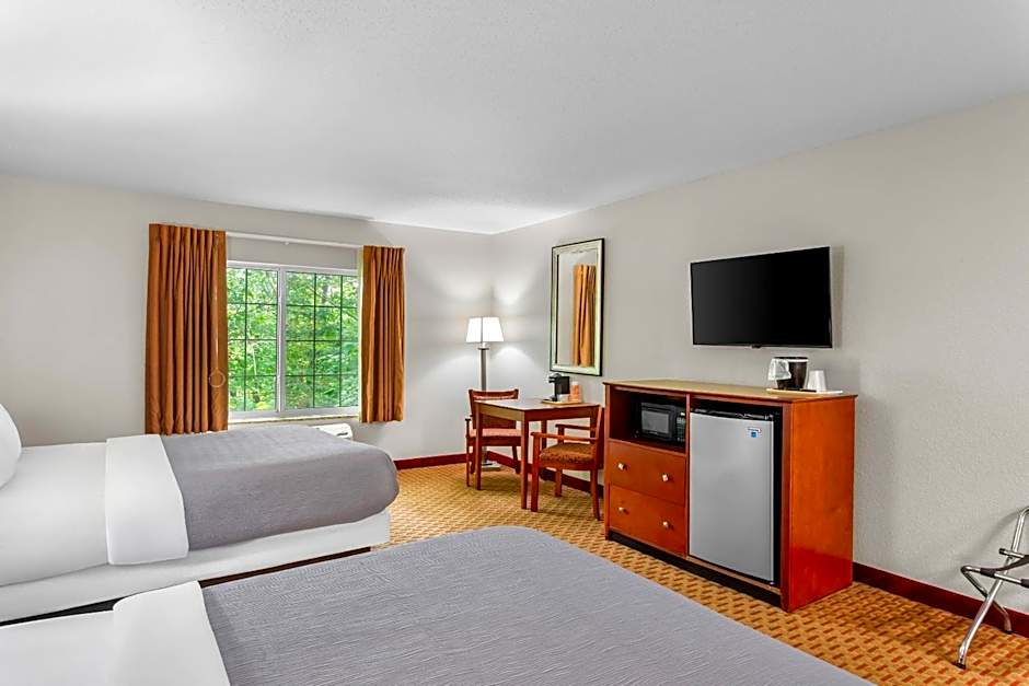 Quality Inn Near Interstate I94