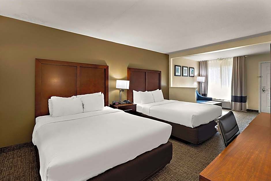 Comfort Inn & Suites Sequoia Kings Canyon