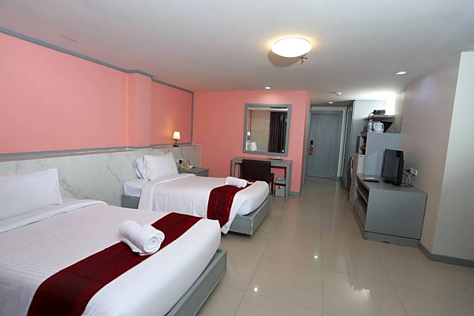 Convenient Grand Plus Hotel Suvarnabhumi