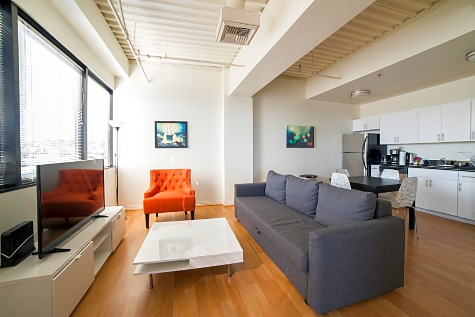 Metropolitan Apartel