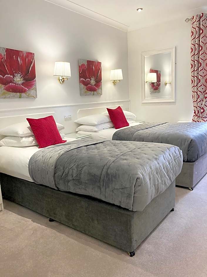 Dergvale Hotel