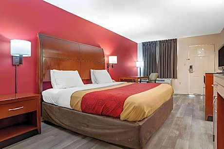 King Room - Non-Smoking