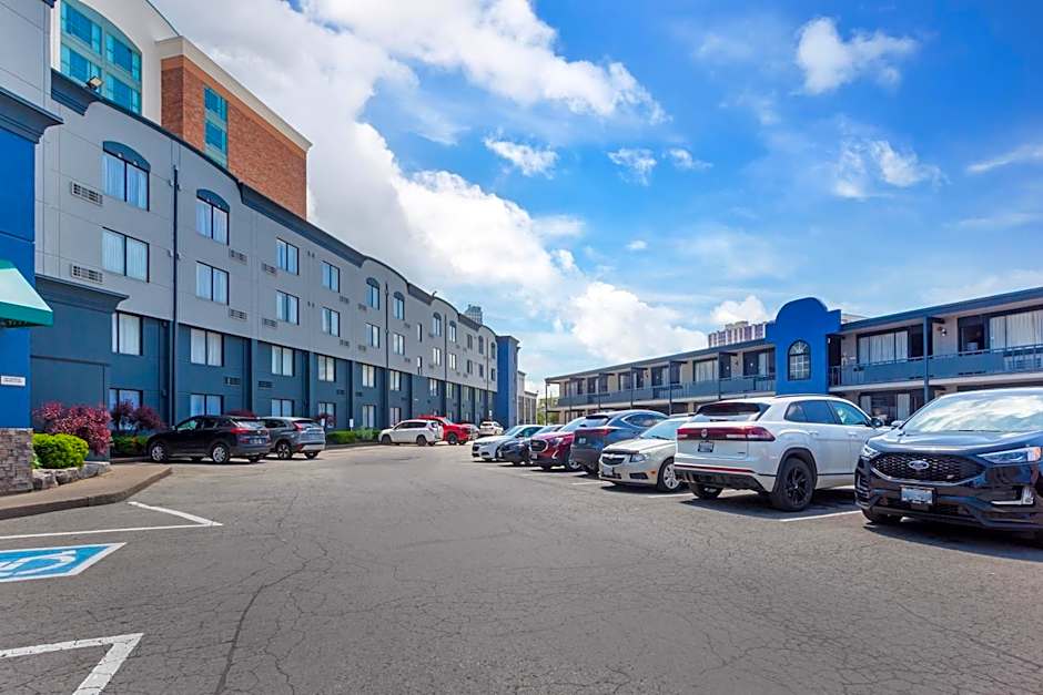 Quality Inn & Suites