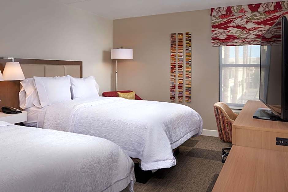 Hampton Inn By Hilton & Suites Phoenix Scottsdale Shea Blvd, AZ