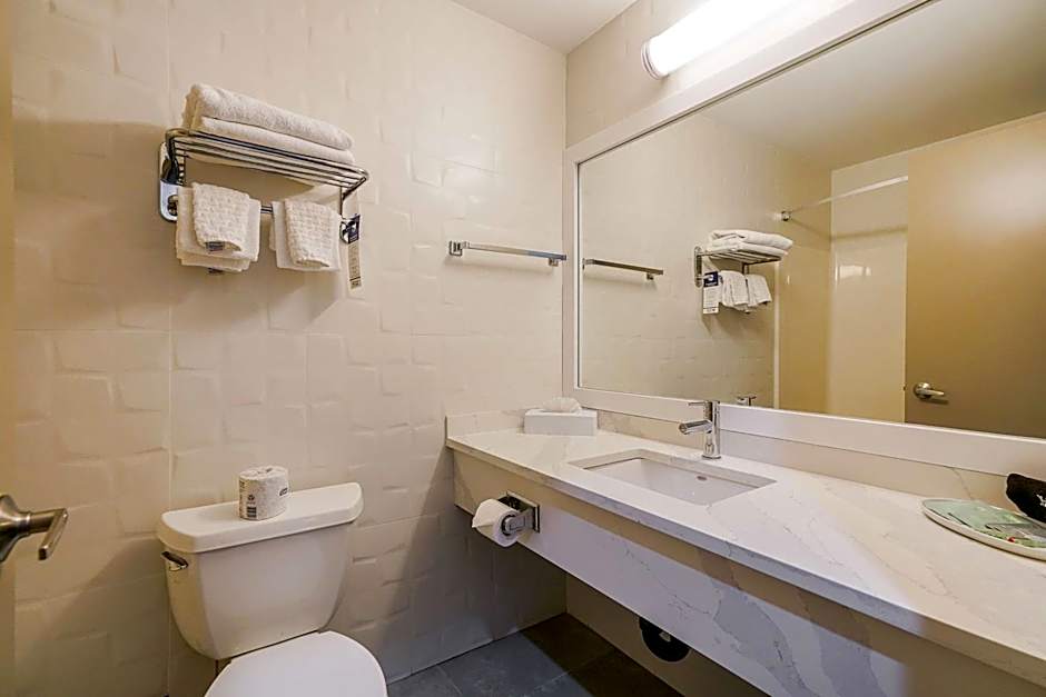 Best Western Peace Arch Inn