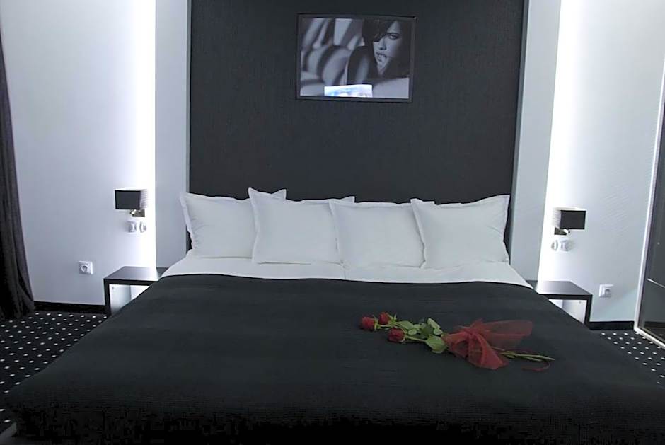 Hotel Fashion - Free Parking