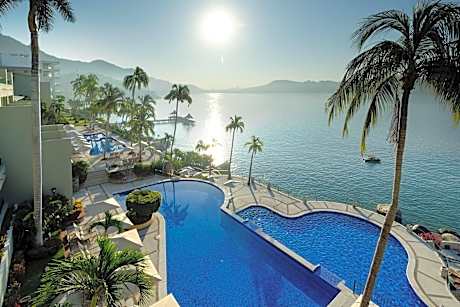 Camino Real Acapulco Diamante