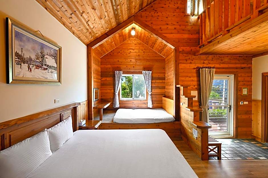 Aurora Villa