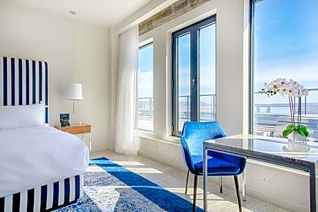 Suite with Balcony and City View