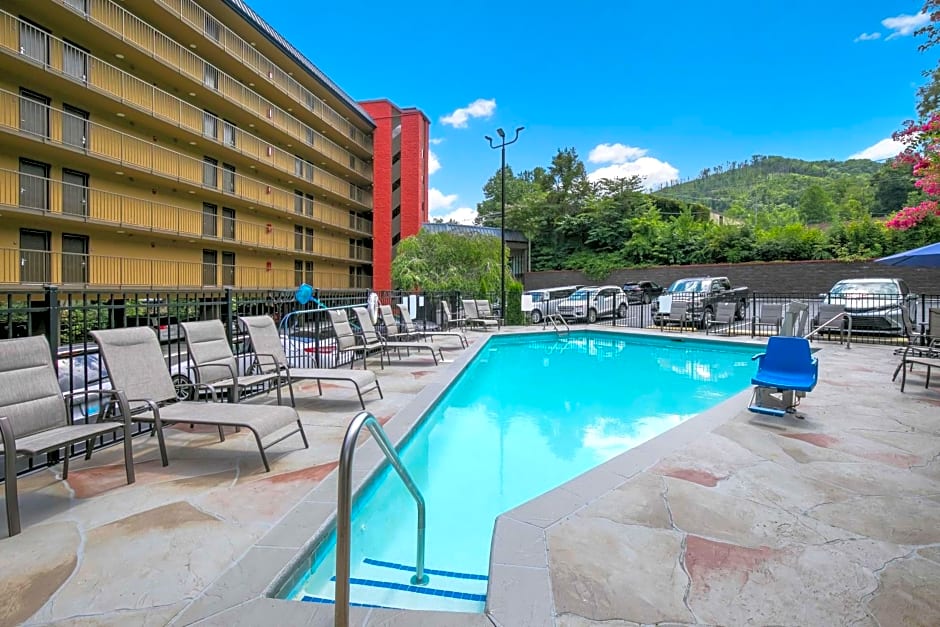 SureStay Plus Hotel by Best Western Gatlinburg