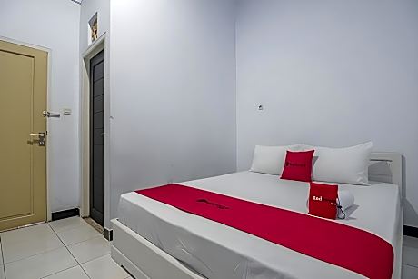 RedDoorz Syariah near Ramayana Mall Tarakan