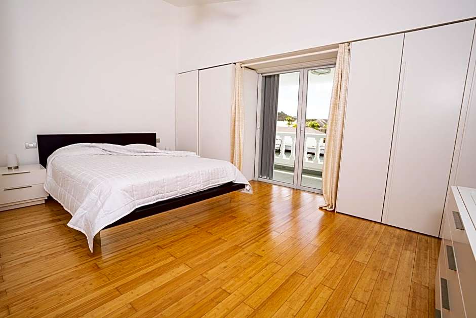 Antigua chiama Italia villas