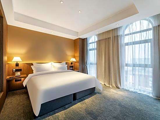 Myfeel Hotel (Ningbo Outlet Airport Branch)