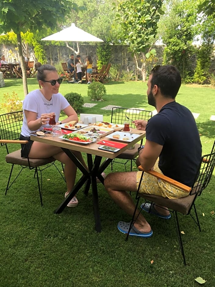 Moya Urla Butik Otel