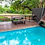 Bushriver Lodge