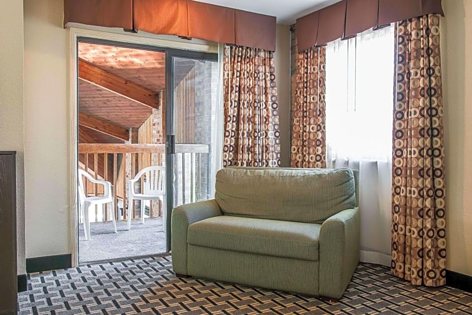 Quality Inn Grand Rapids South-Byron Center