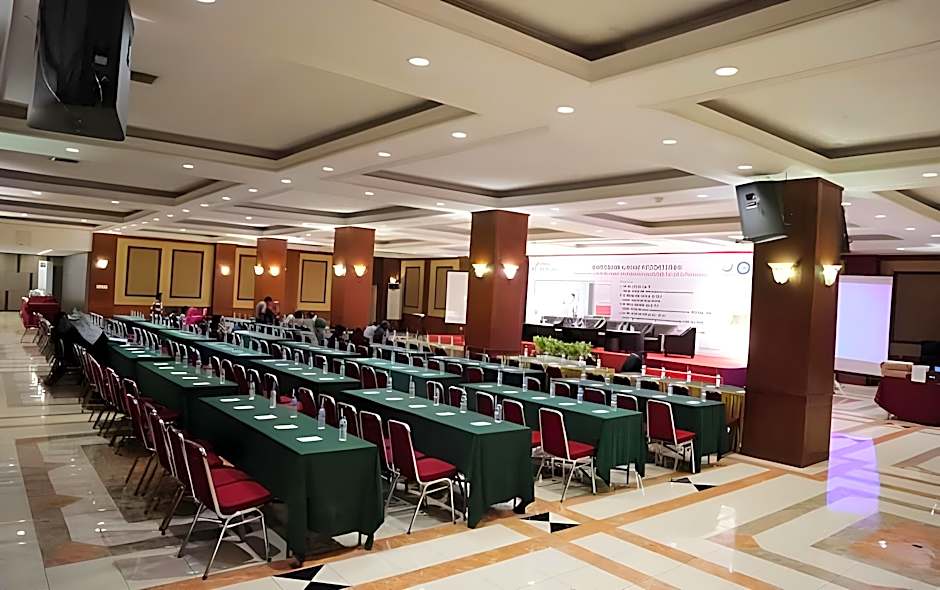 Karlita Hotel Tegal