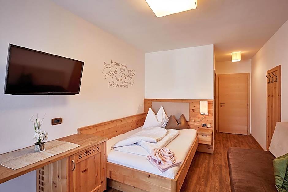 Hotel Garni Savoy - new opening