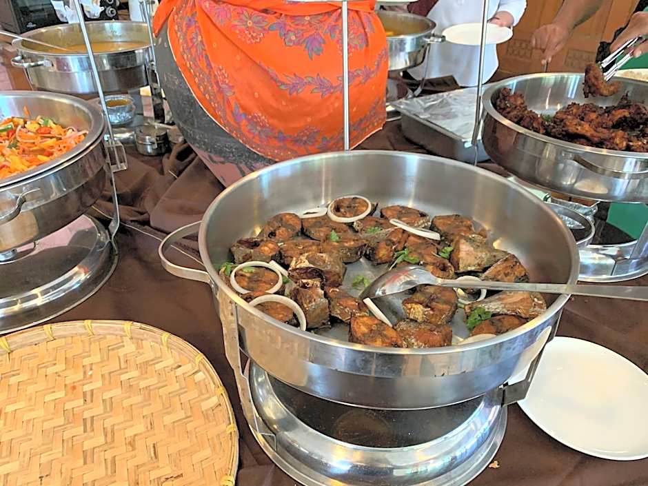 THE LAGOON WATER CHALET