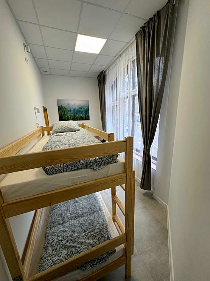 Green Hostel Katowice - 24h Parking