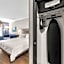 Holiday Inn Express Hotel & Suites Santa Cruz By IHG