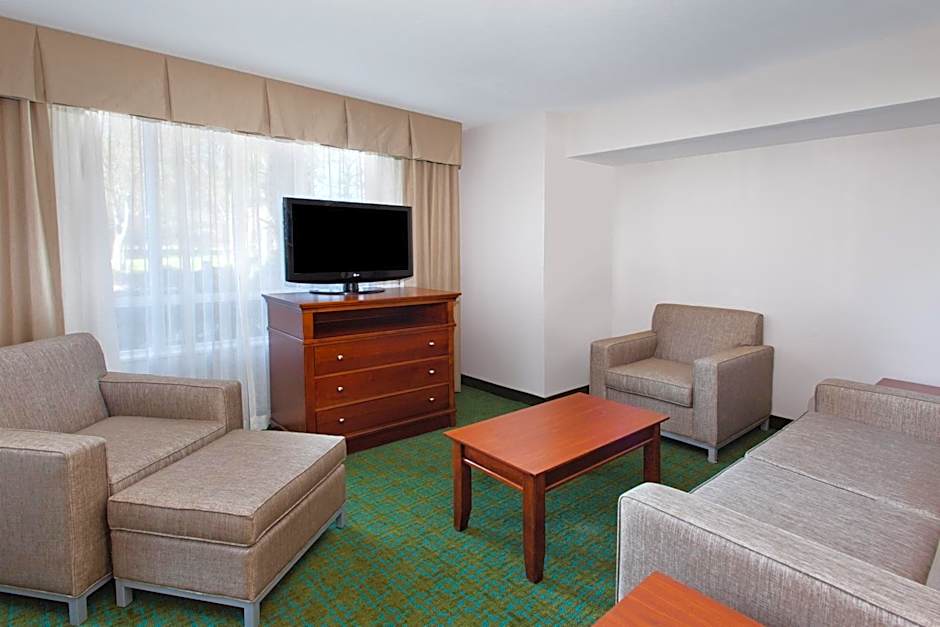 DoubleTree by Hilton Brunswick