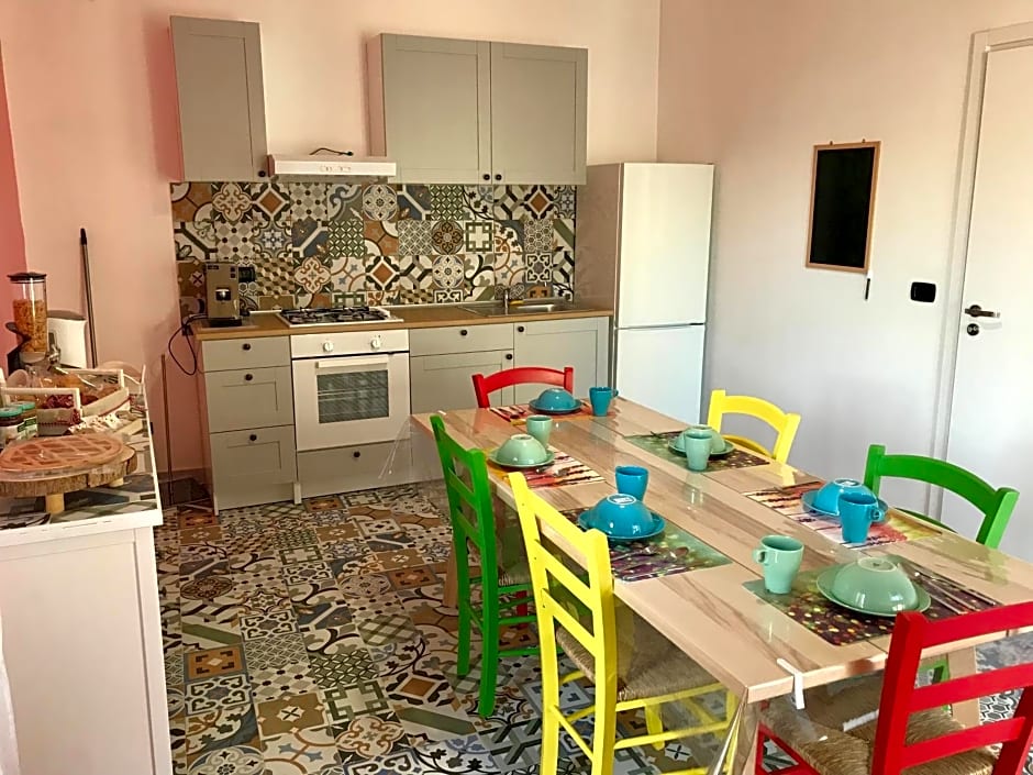 Napolide – Naples, CO